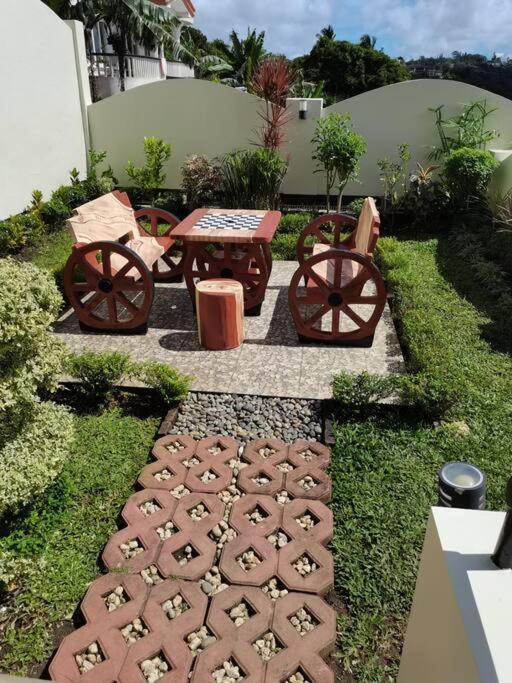 Avana Hills Tagaytay Villa Tagaytay City Eksteriør bilde