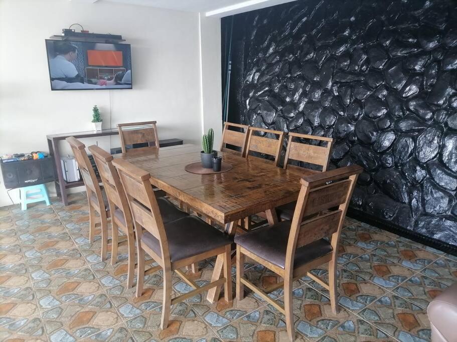Avana Hills Tagaytay Villa Tagaytay City Eksteriør bilde