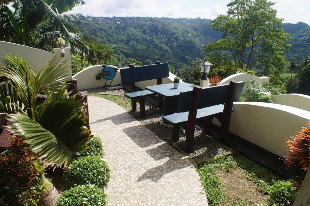 Avana Hills Tagaytay Villa Tagaytay City Eksteriør bilde