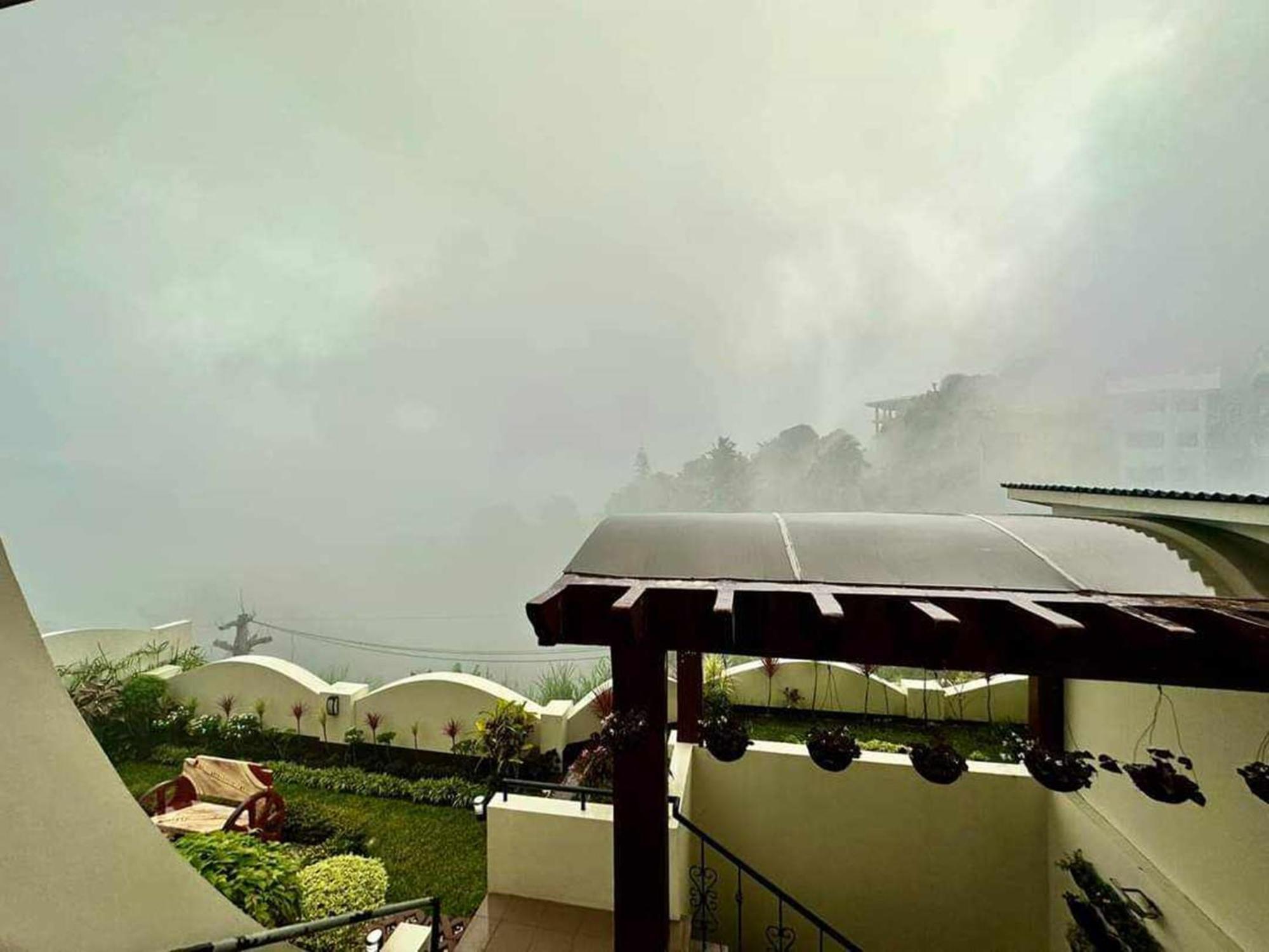 Avana Hills Tagaytay Villa Tagaytay City Eksteriør bilde