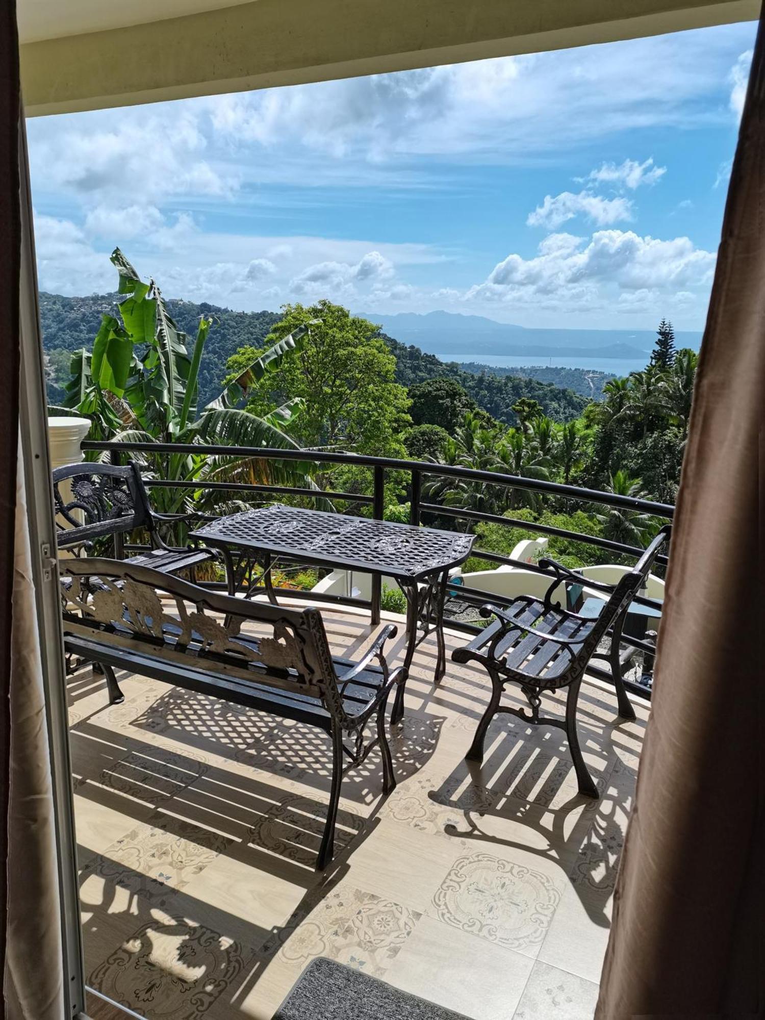 Avana Hills Tagaytay Villa Tagaytay City Eksteriør bilde